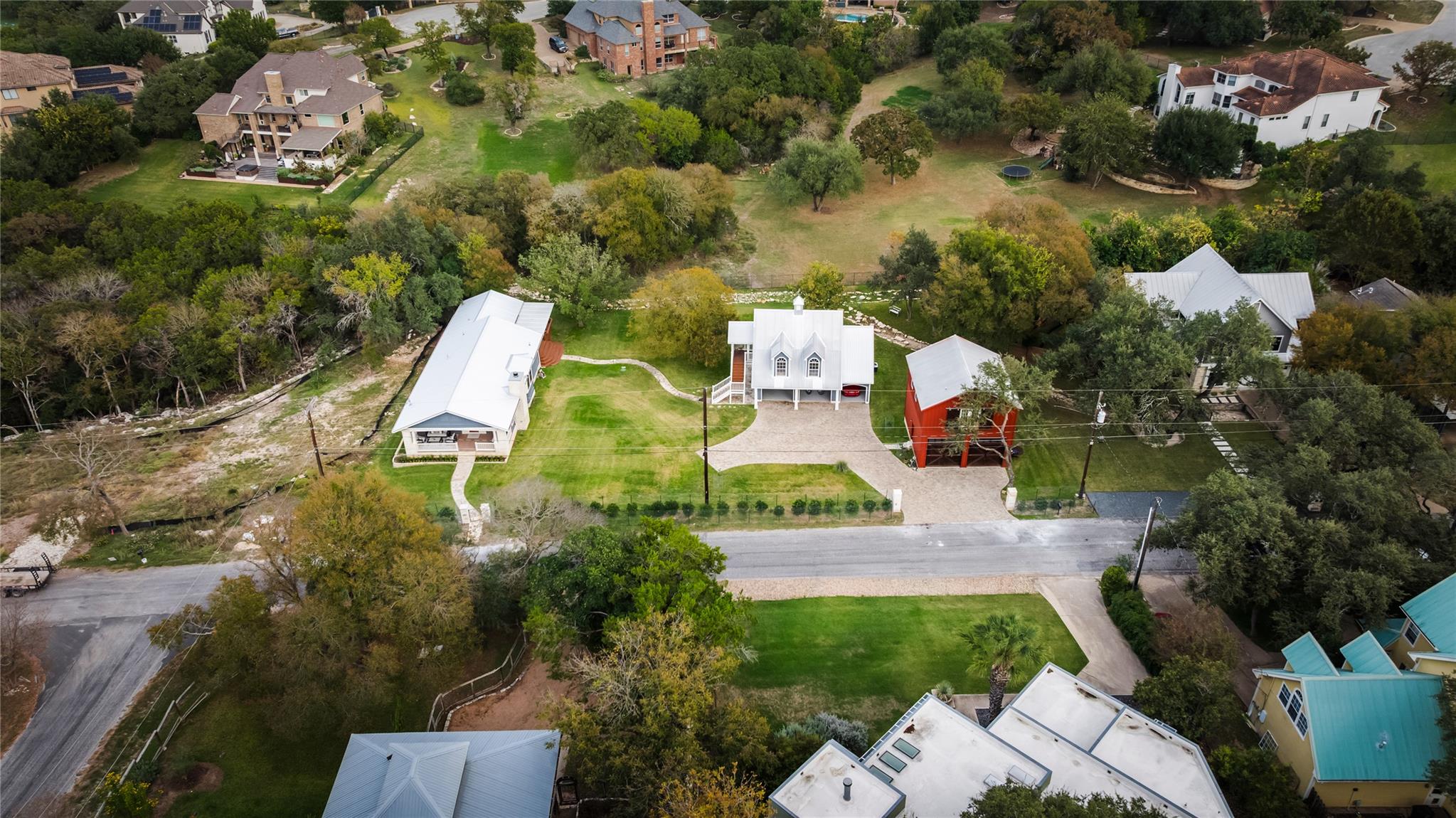 2703 De Soto DR