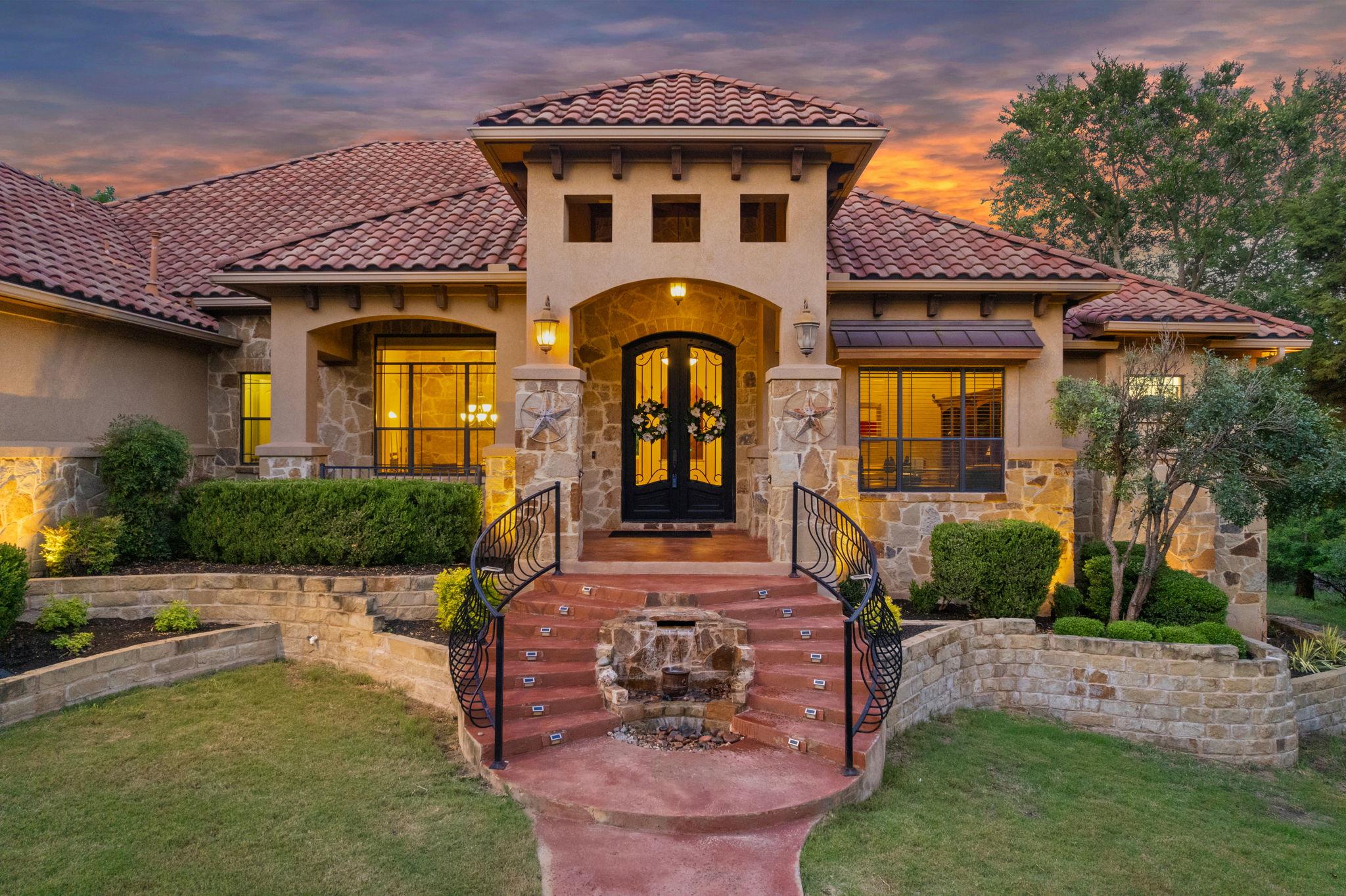 200 Canyon Vista LN