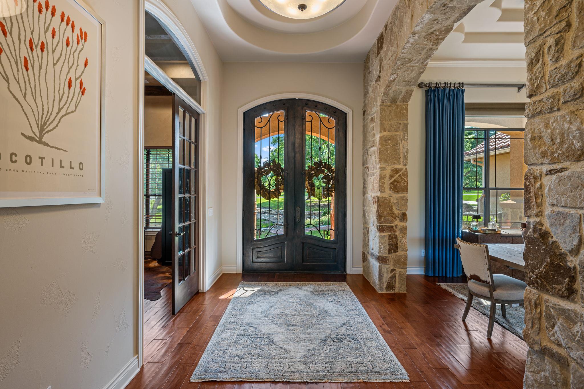 200 Canyon Vista LN