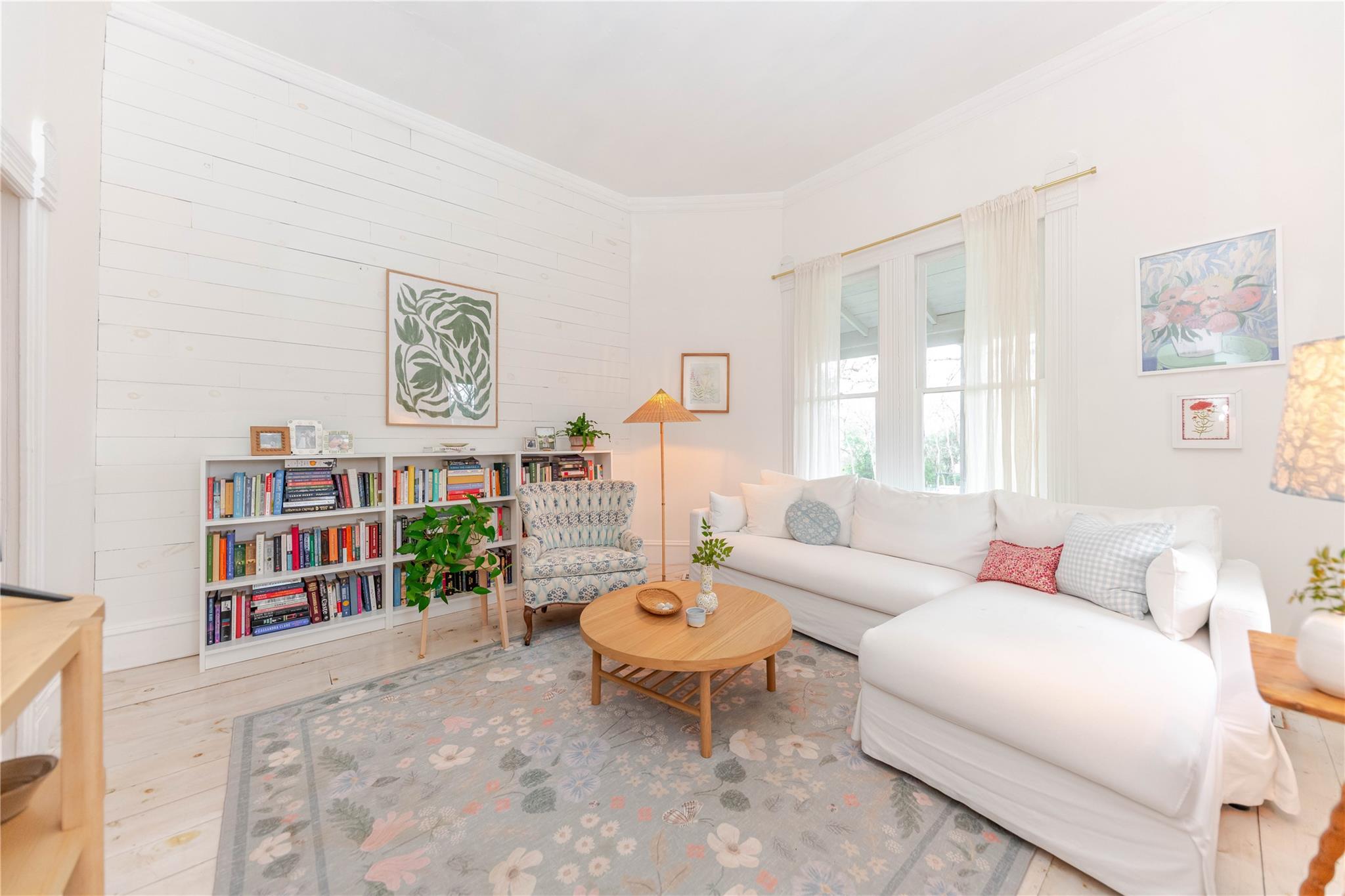 306 5th Ave