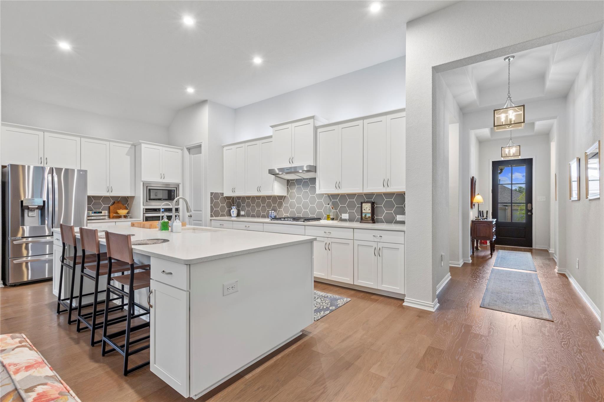 1208 WOLF HOLLOW DR