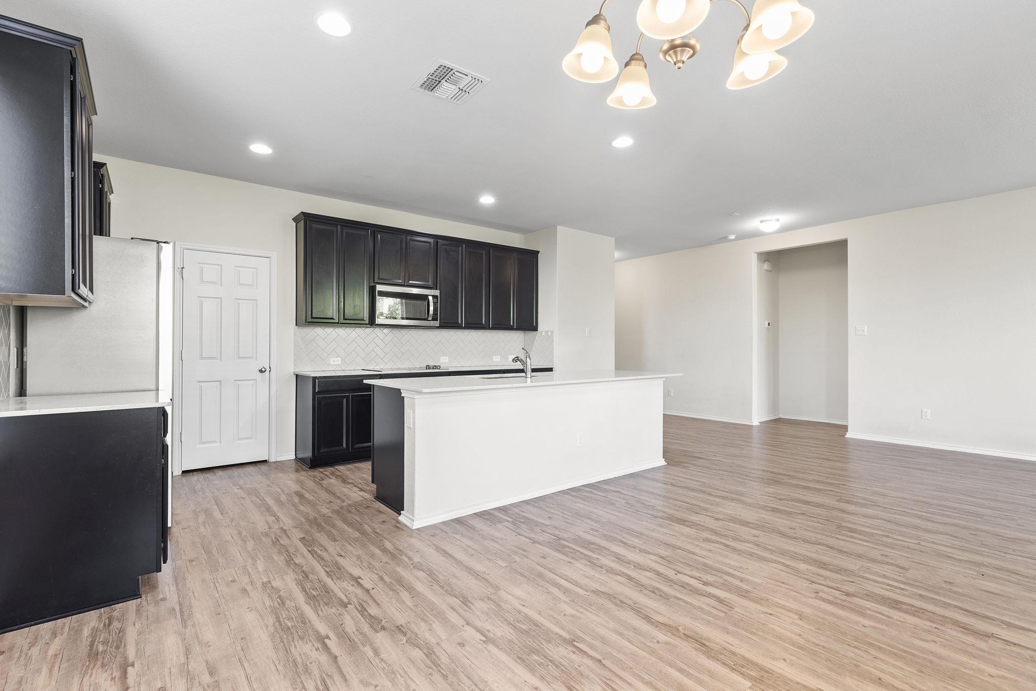 332 Spotted Rail RDG