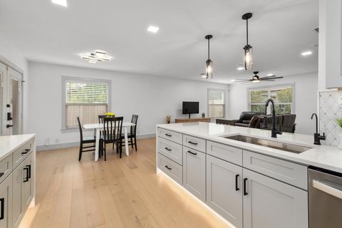 Tiny photo for 500 Arbor LN, Austin, TX 78745 (MLS # 8885882)