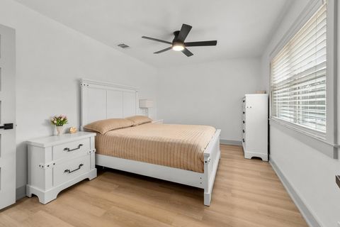 Tiny photo for 500 Arbor LN, Austin, TX 78745 (MLS # 8885882)