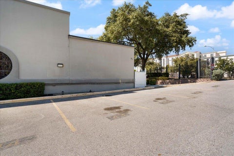 Tiny photo for 935 La Posada DR #158, Austin, TX 78752 (MLS # 1499612)