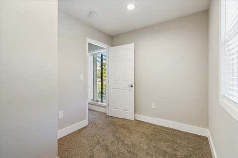 Tiny photo for 935 La Posada DR #158, Austin, TX 78752 (MLS # 1499612)