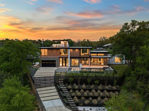 Photo of 2401 Oakhaven CIR, Austin, TX 78704 (MLS # 5995339)
