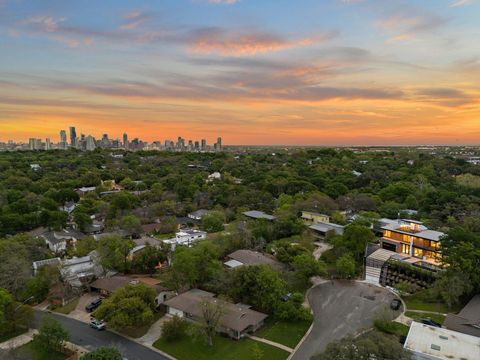 Tiny photo for 2401 Oakhaven CIR, Austin, TX 78704 (MLS # 5995339)