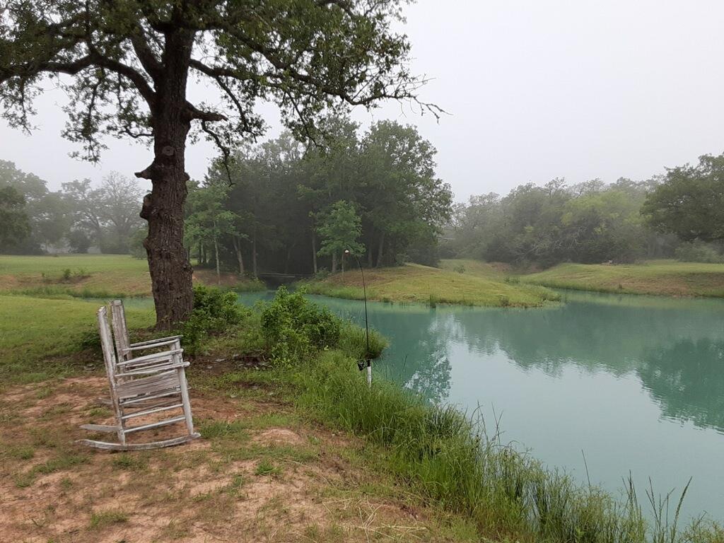 251 Fairview DR
