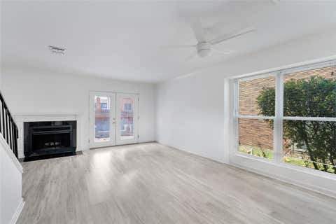 Tiny photo for 2018 W Rundberg LN #16D, Austin, TX 78758 (MLS # 4490621)