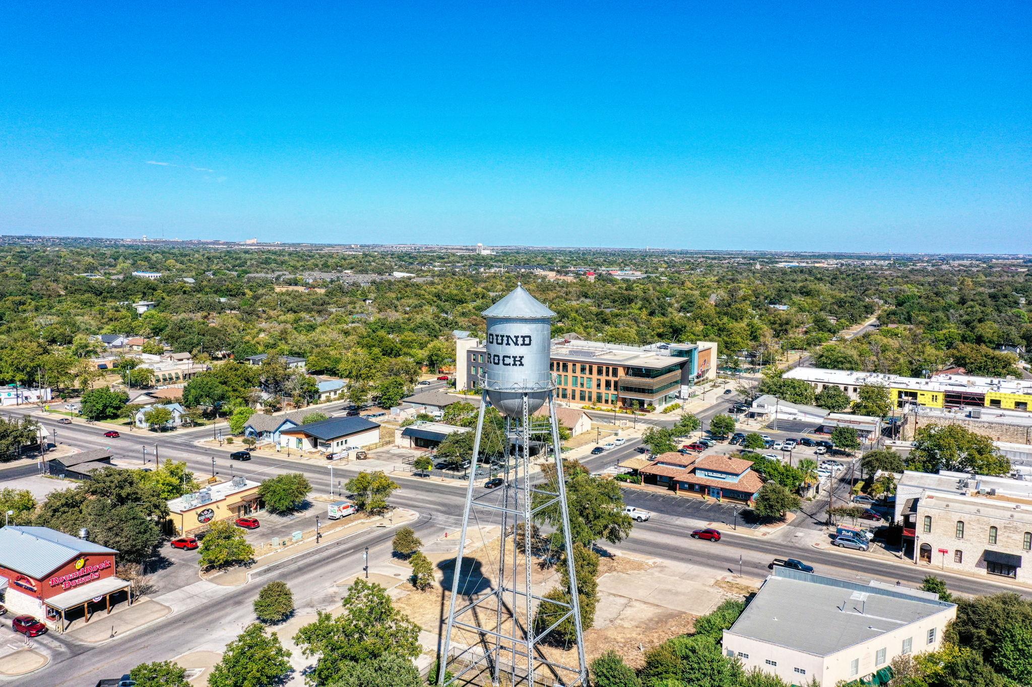 2802 Cool River LOOP