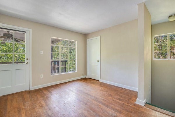 1408 KIRKWOOD RD APT B, AUSTIN, TX 78722 - Image d009e6ed0fc88772a532b6e298ec09ca/3019700896