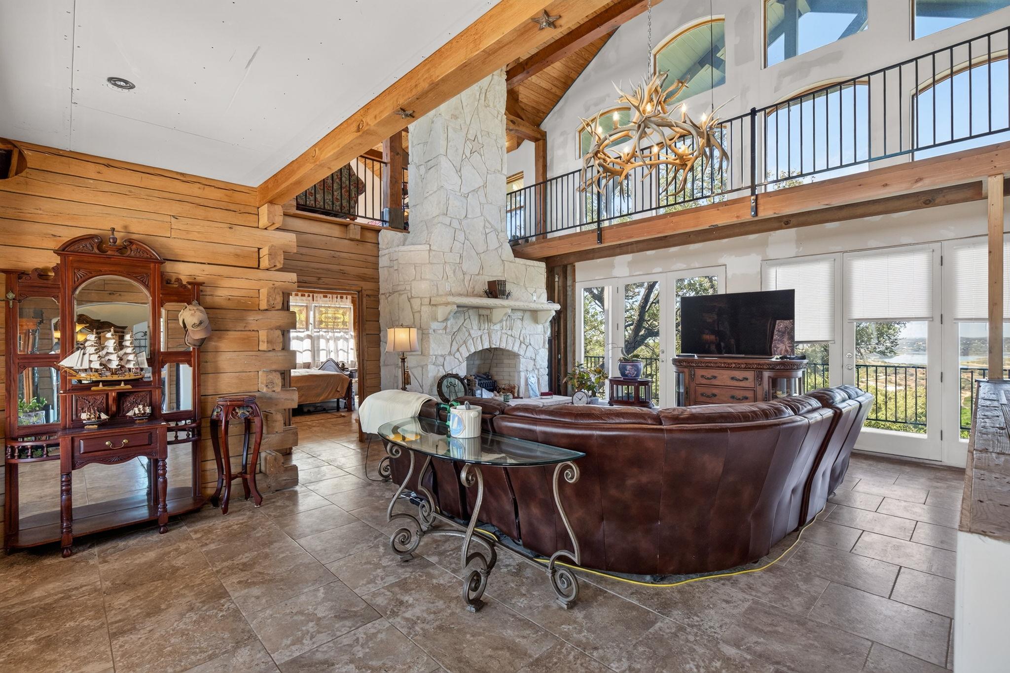 6401 Muleshoe Bend TRL
