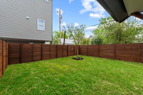 Tiny photo for 909 Calle Limon #3, Austin, TX 78702 (MLS # 1700765)