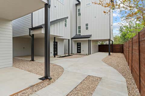 Tiny photo for 909 Calle Limon #3, Austin, TX 78702 (MLS # 1700765)