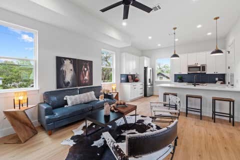 Tiny photo for 909 Calle Limon #3, Austin, TX 78702 (MLS # 1700765)