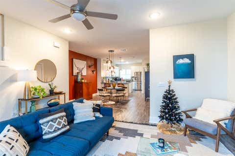 Tiny photo for 2827 Manor RD #2202, Austin, TX 78722 (MLS # 1019120)