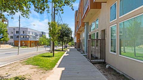 Tiny photo for 2827 Manor RD #2202, Austin, TX 78722 (MLS # 1019120)