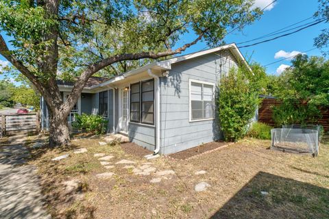 Tiny photo for 1027 E 43rd ST, Austin, TX 78751 (MLS # 1087712)