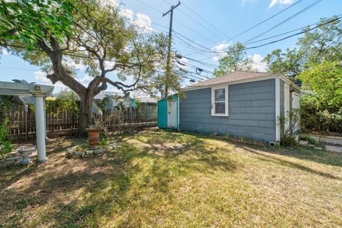 Tiny photo for 1027 E 43rd ST, Austin, TX 78751 (MLS # 1087712)