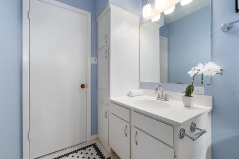Tiny photo for 1027 E 43rd ST, Austin, TX 78751 (MLS # 1087712)