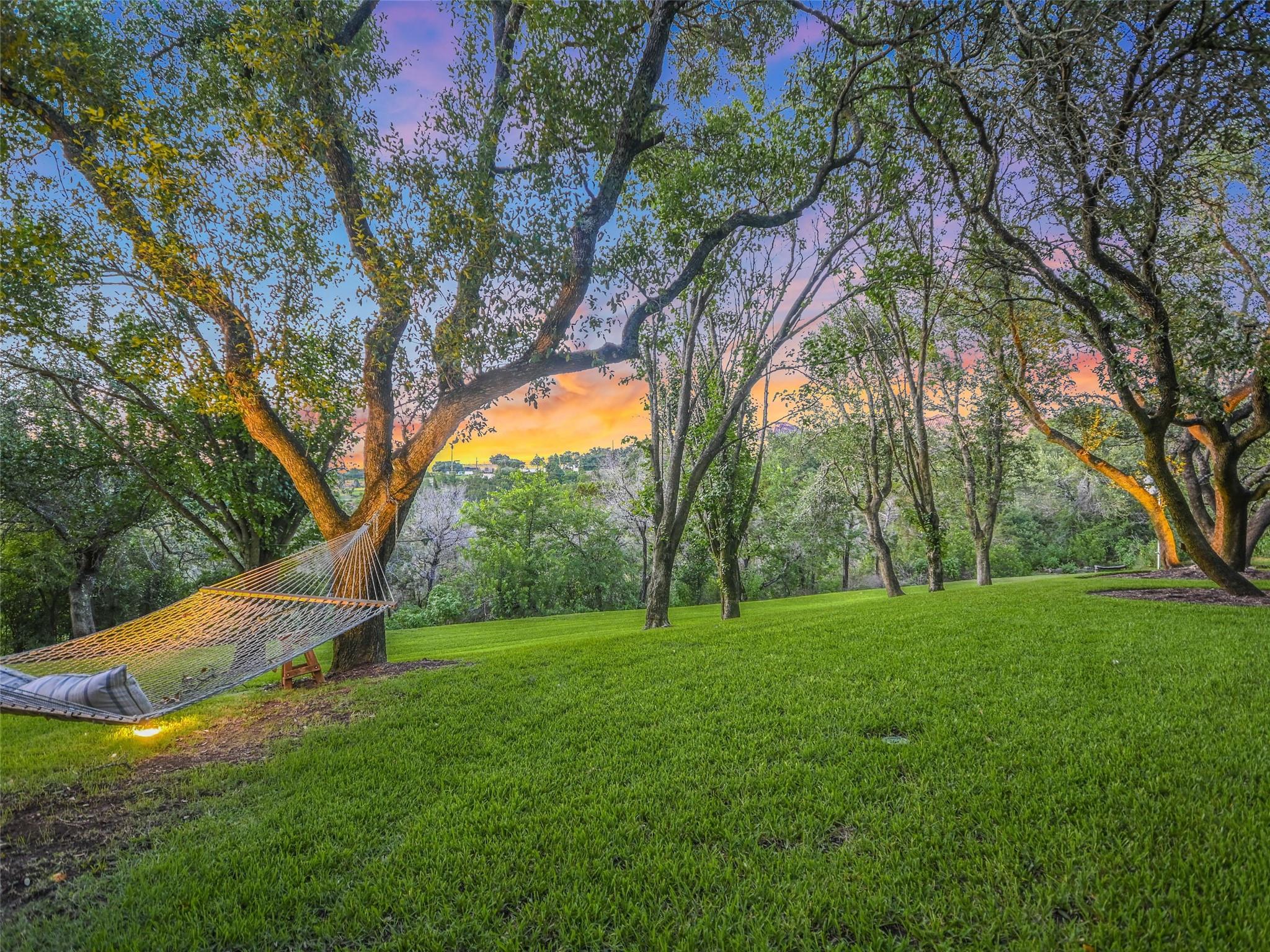 417 BEARDSLEY LN