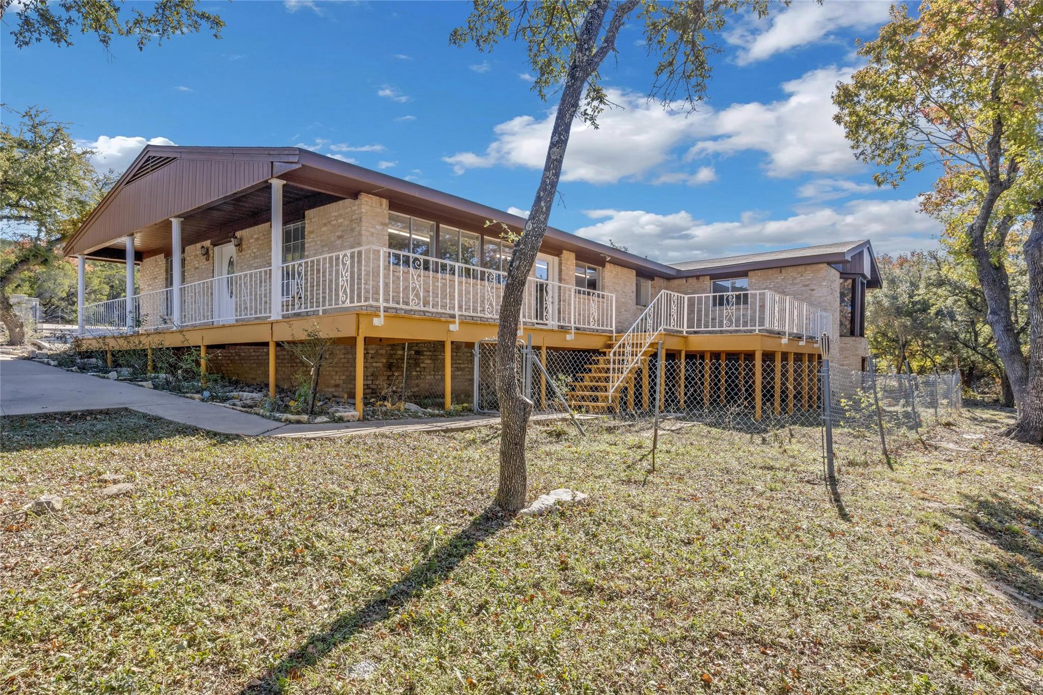 10336 W Darleen DR