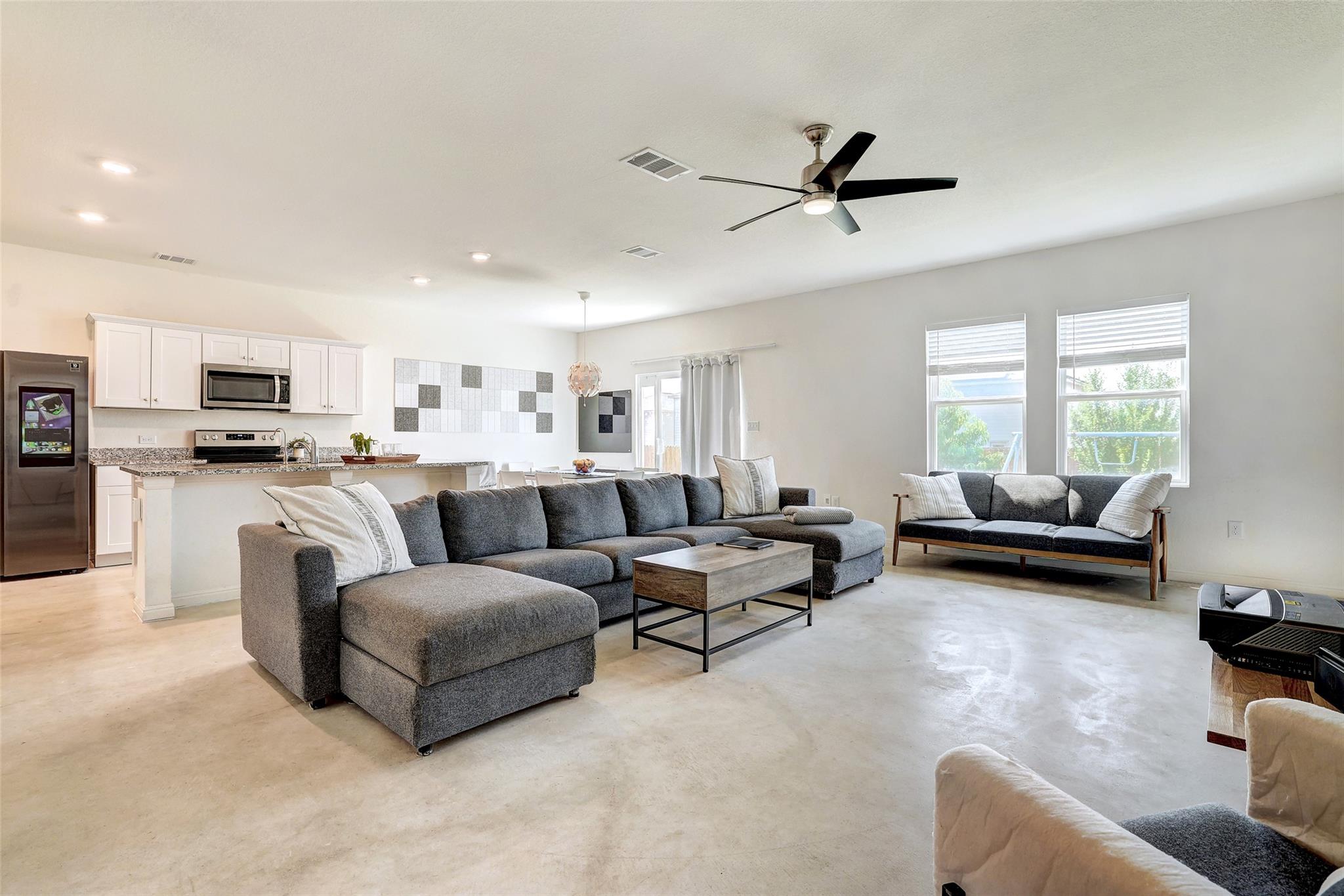 163 Wonderful Life WAY