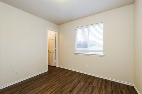 Tiny photo for 17928 Honey Locust LN, Elgin, TX 78621 (MLS # 7091852)