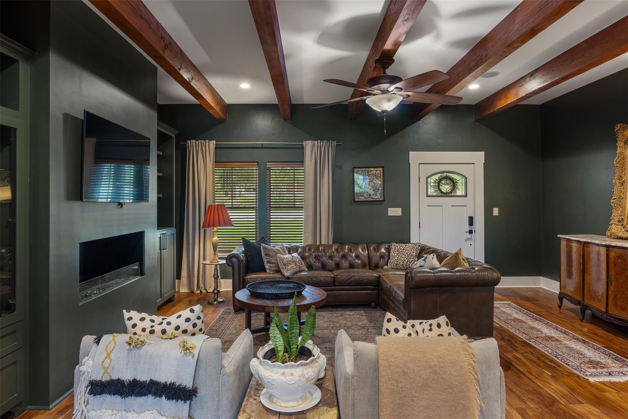 79 Saddle Rock RDG