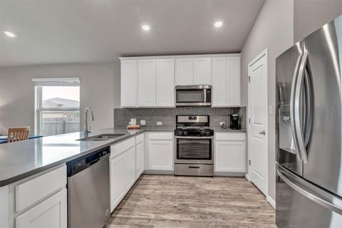 100 Vickers ST Georgetown TX 78628