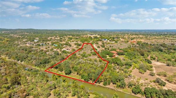 3212 FALL CREEK ESTATES DR, SPICEWOOD, TX 78669 - Image d06bf3e94471eb8e0905dc14e26330d4/2417877111