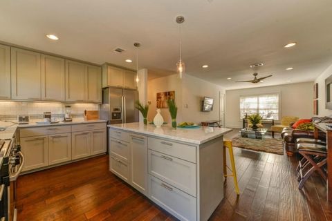 1110 W Oltorf ST Austin TX 78704
