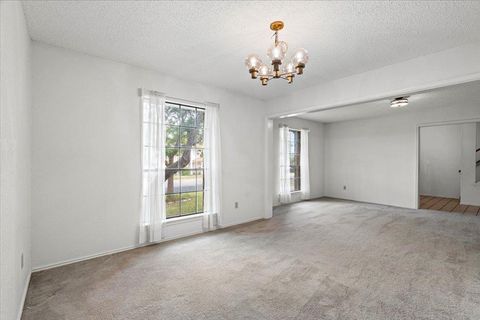 Tiny photo for 12036 Lincolnshire DR, Austin, TX 78758 (MLS # 4774762)