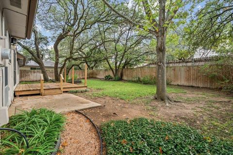 Tiny photo for 12036 Lincolnshire DR, Austin, TX 78758 (MLS # 4774762)