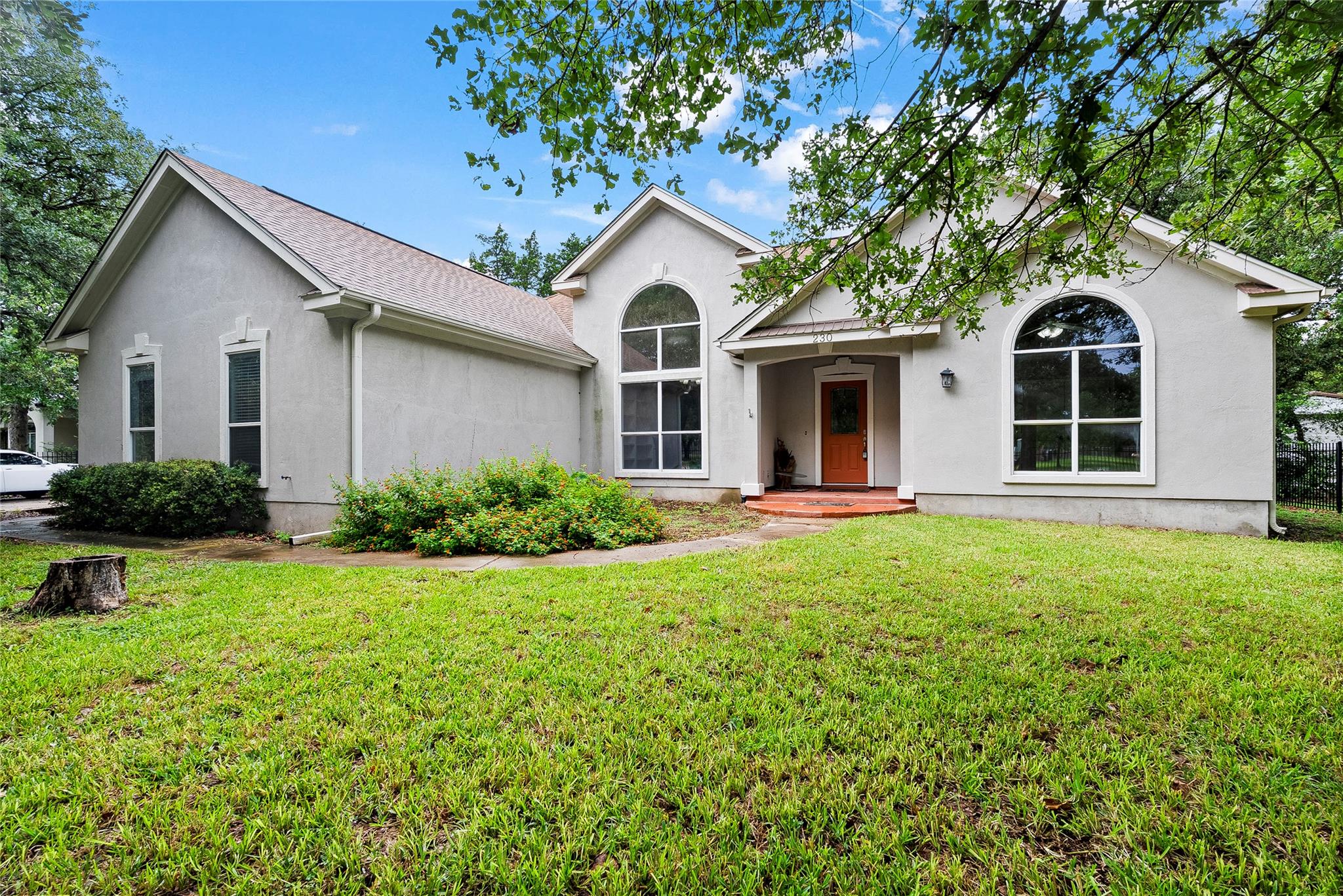 230 Cedar Hills DR