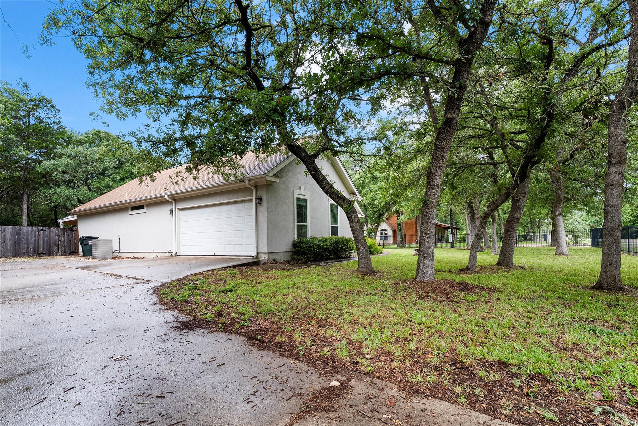 230 Cedar Hills DR