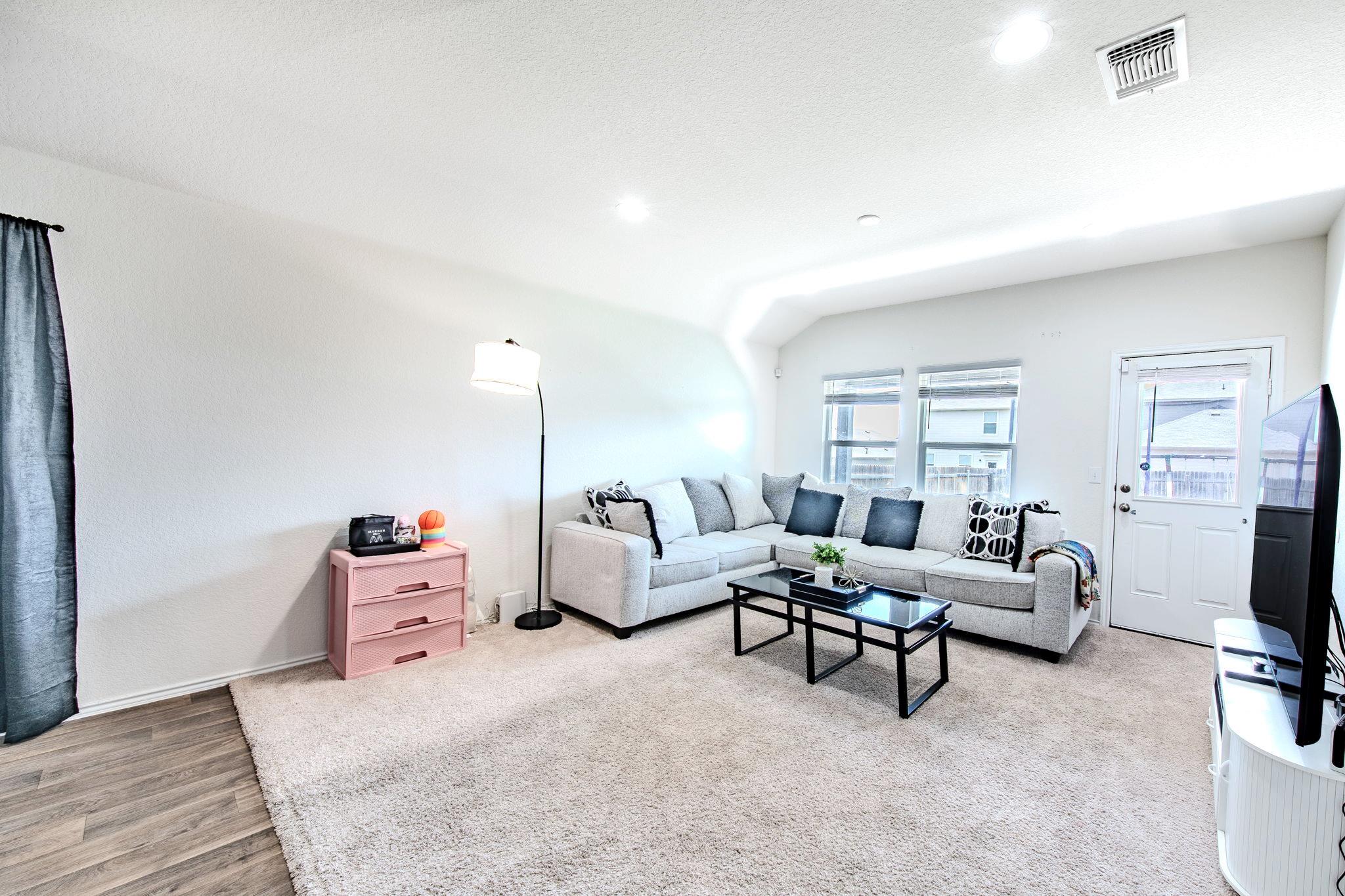 14903 Tuff RD