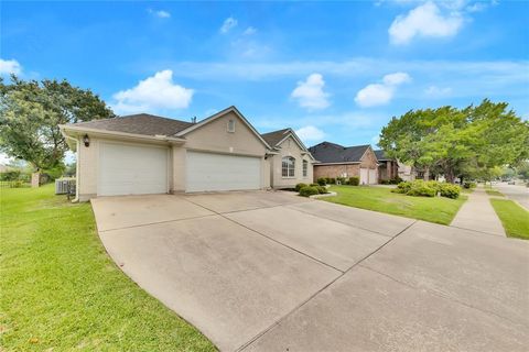 Photo of 2721 Butler National DR, Pflugerville, TX 78660 (MLS # 3516325)