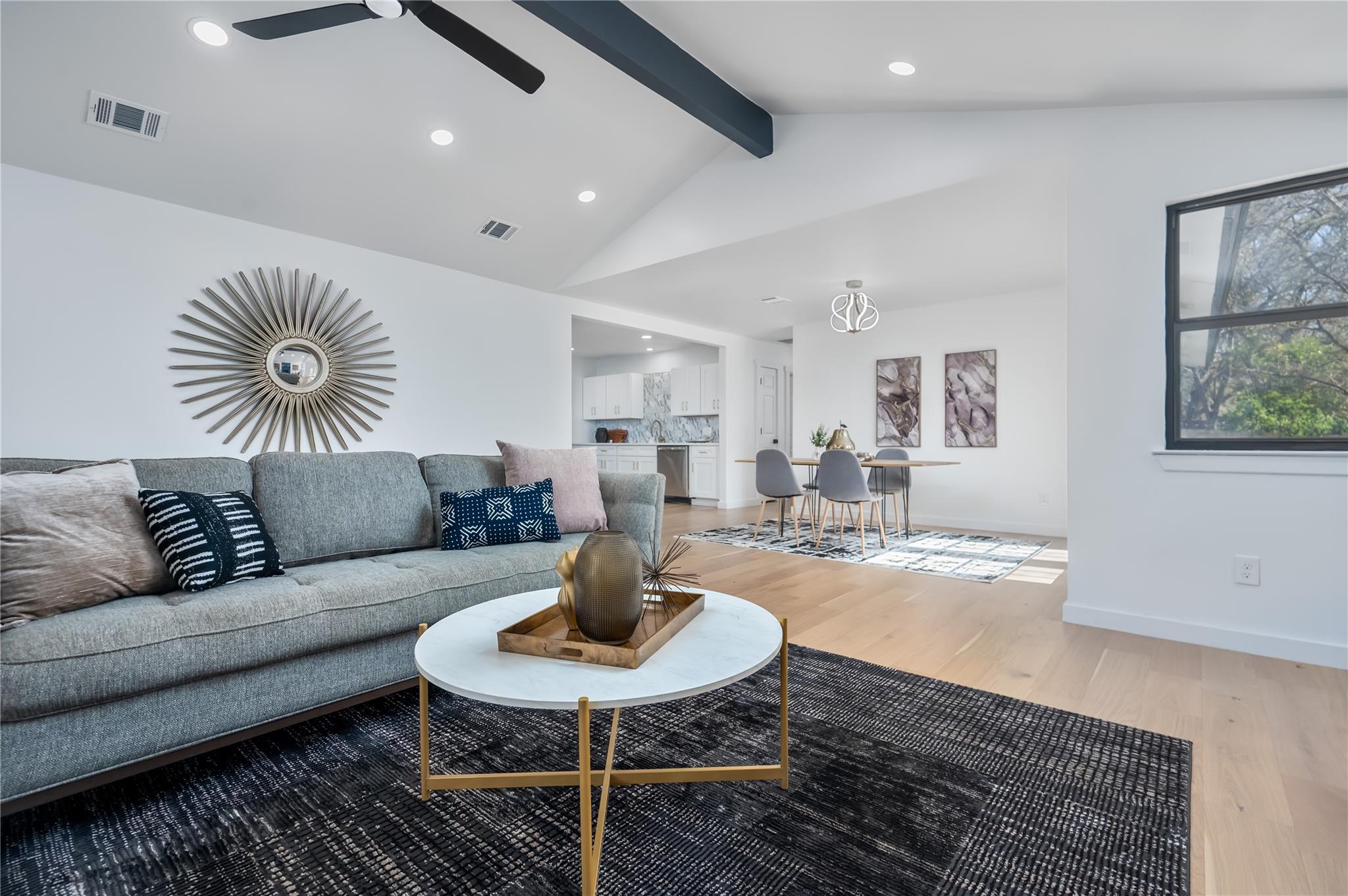 7803 Manassas DR