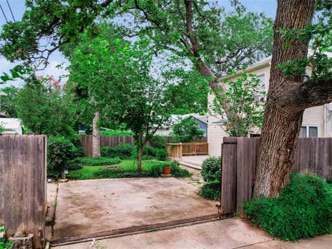 Tiny photo for 200 W 40th ST, Austin, TX 78751 (MLS # 6185333)