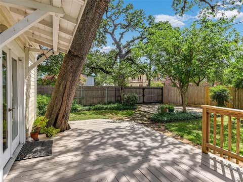 Tiny photo for 200 W 40th ST, Austin, TX 78751 (MLS # 6185333)