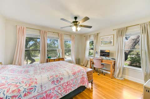 Tiny photo for 200 W 40th ST, Austin, TX 78751 (MLS # 6185333)