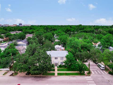 Tiny photo for 200 W 40th ST, Austin, TX 78751 (MLS # 6185333)