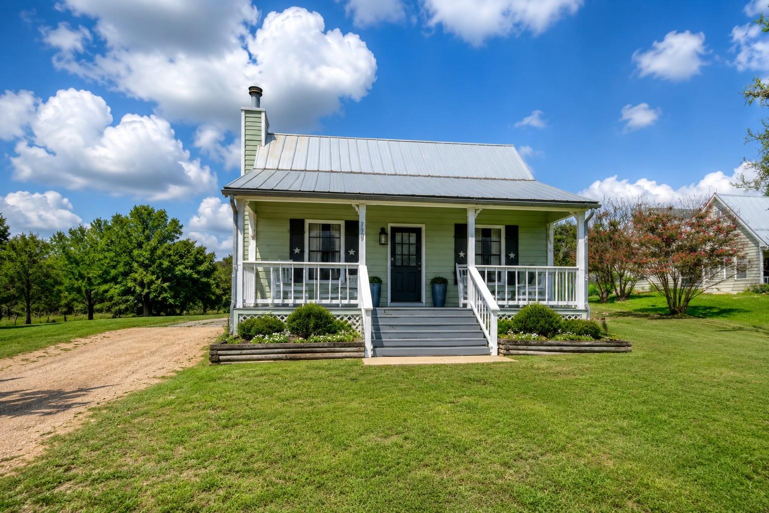 229 Sunday CIR