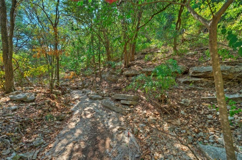 Tiny photo for 7 Inwood CIR, Austin, TX 78746 (MLS # 8067642)