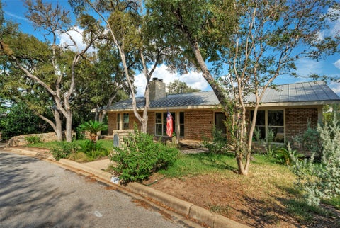 Tiny photo for 7 Inwood CIR, Austin, TX 78746 (MLS # 8067642)