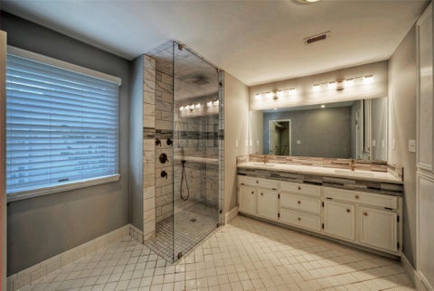 Tiny photo for 7 Inwood CIR, Austin, TX 78746 (MLS # 8067642)