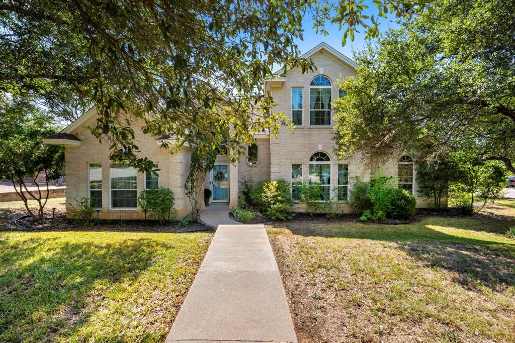 Photo of 309 Riverview DR, Georgetown, TX 78628 (MLS # 1052796)