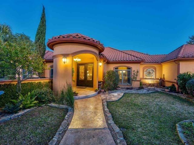 Photo 1 of 30 — 125 Mitchell Creek DR, Horseshoe Bay, TX 78657